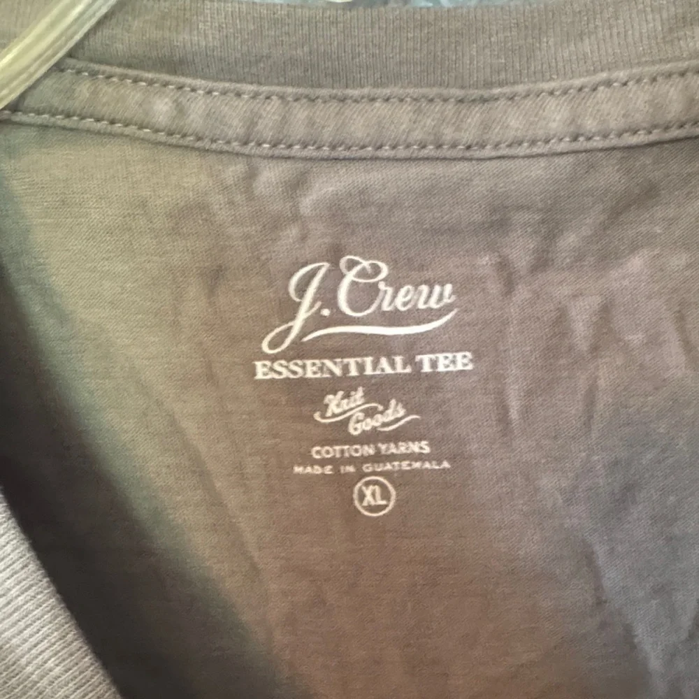 NWT J. Crew Light Gray Men's Short Sleeve Tee